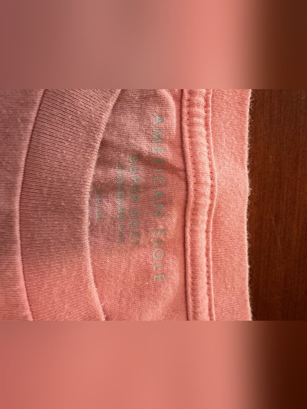 American Eagle Mens Small Pink Tshirt